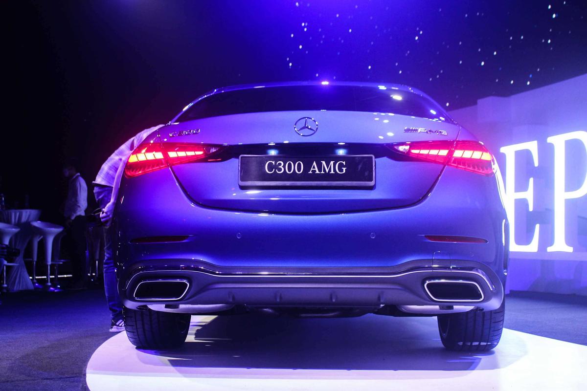 Mercedes C-class 2022 giá bán từ 1,67 tỷ đồng-5