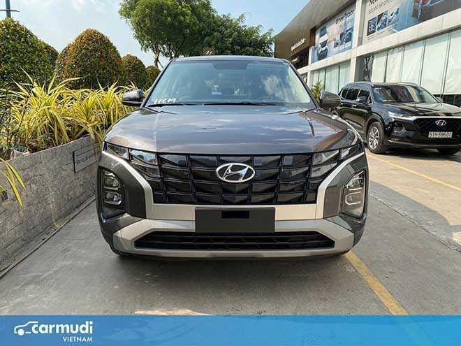 Hyundai Creta tại đại lý, sẵn sàng giao đến tay khách hàng