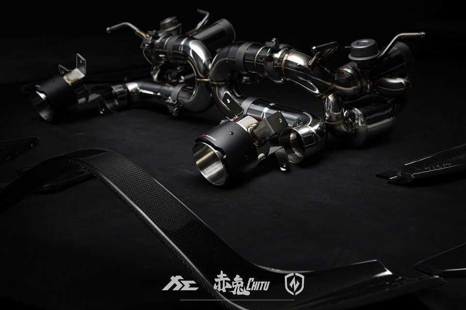 ferrari-488-gtb-ban-nang-cap-lay-cam-hung-tu-ngua-xich-tho-6