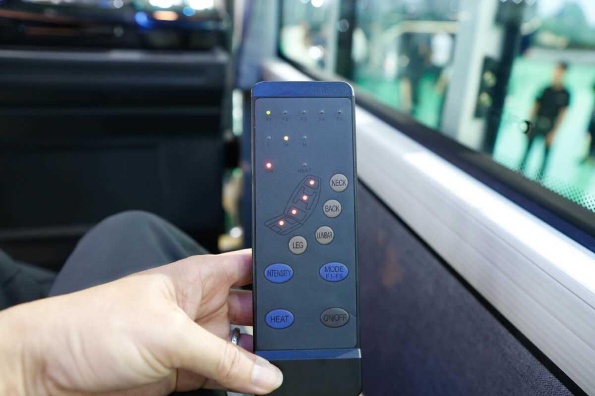 Ra mắt xe khách hạng sang của Mercedes tại Việt Nam-7