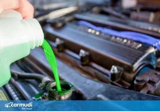 Cách nhận biết và ứng phó khi động cơ ôtô đột ngột ngừng giữa đường