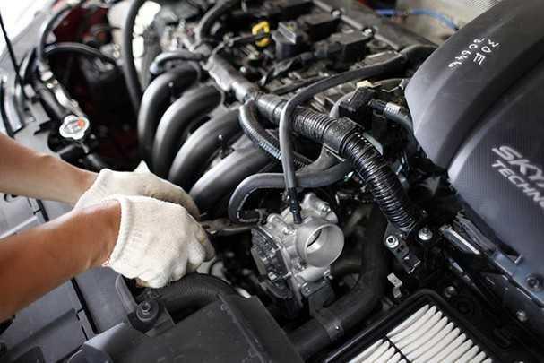 7 "Thủ phạm" khiến động cơ xe ô tô của bạn bị quá nhiệt