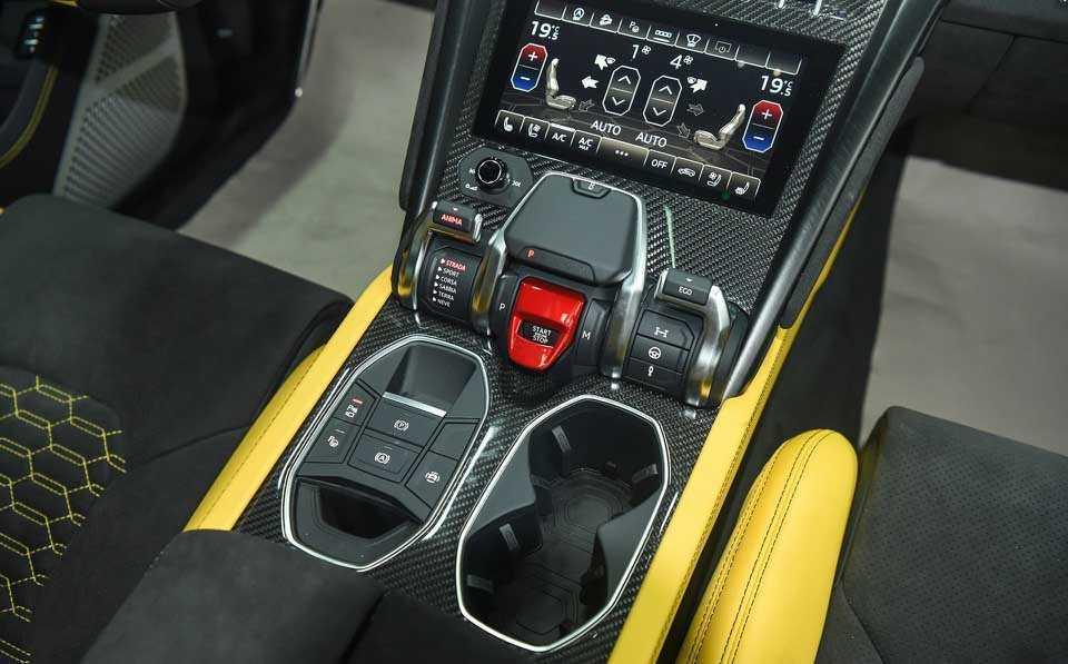 Siêu SUV Lamborghini Urus bản đặc biệt tại Việt Nam-6