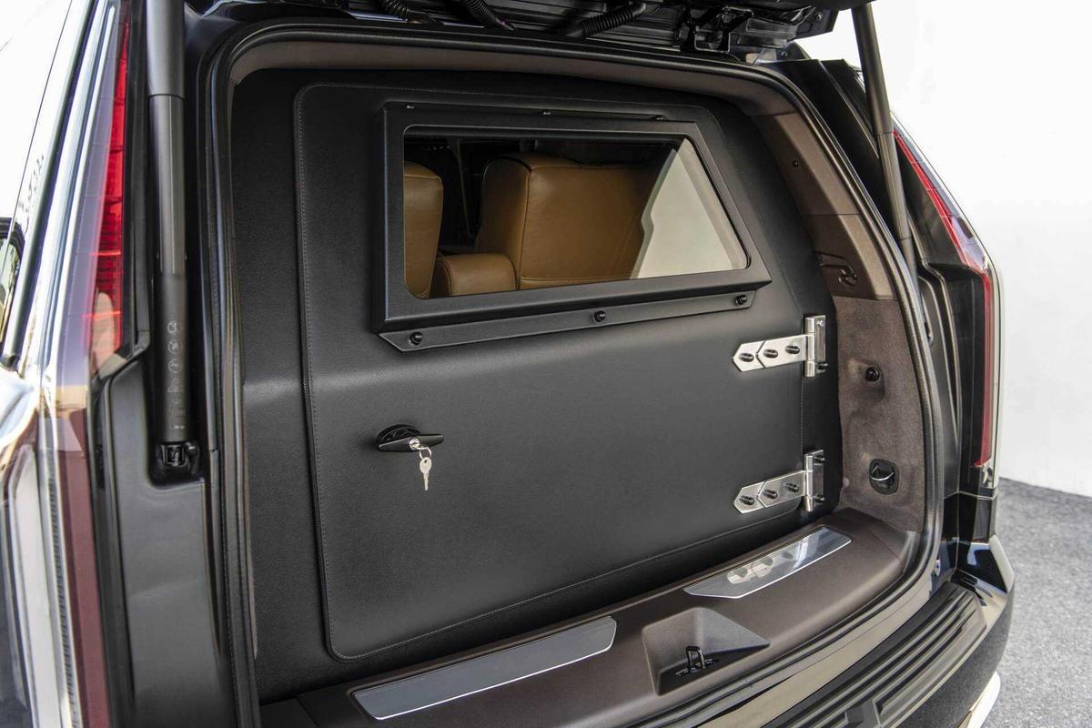 SUV hạng sang Cadillac Escalade phiên bản bọc thép-9