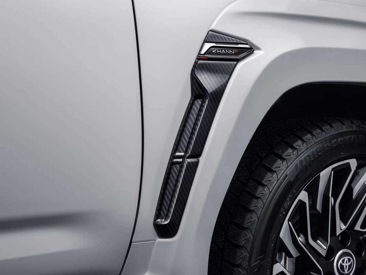 Toyota Land Cruiser 2022 độ theo phong cách hầm hố-3