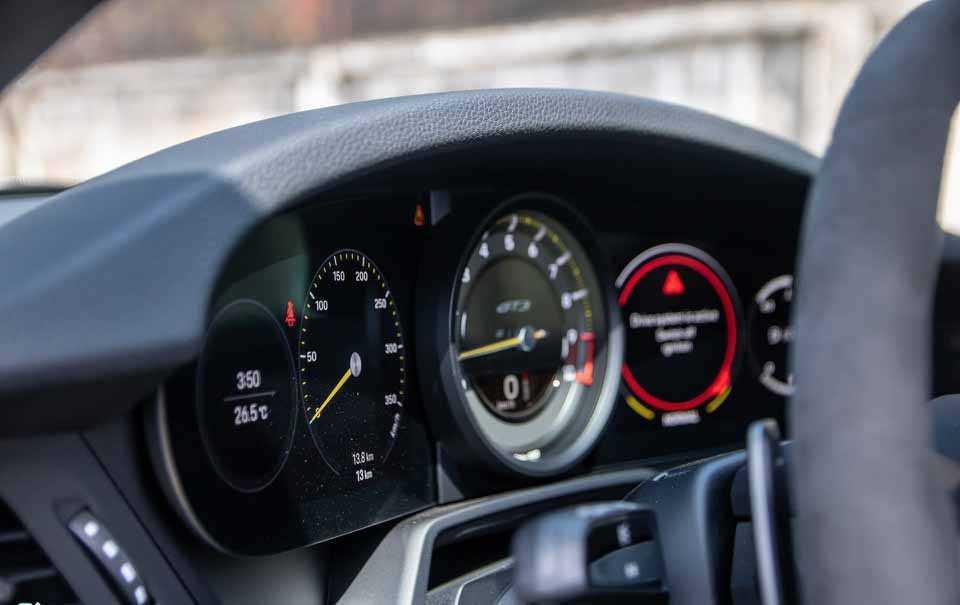 Porsche 911 GT3 xuất hiện với màu sơn độc tại Việt Nam-7