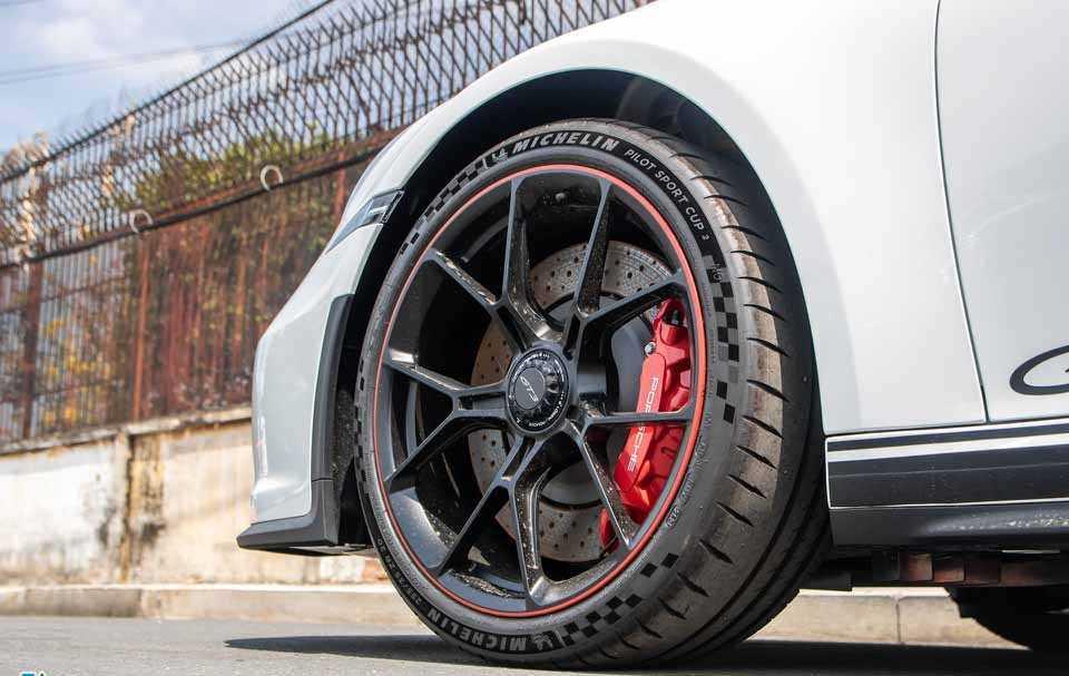 Porsche 911 GT3 xuất hiện với màu sơn độc tại Việt Nam-5