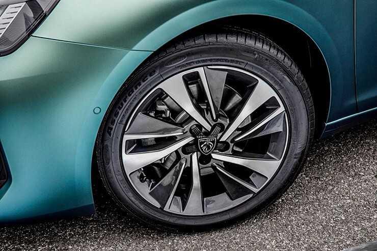 Peugeot 408 phiên bản nâng cấp mới, giá bán 411 triệu đồng-6