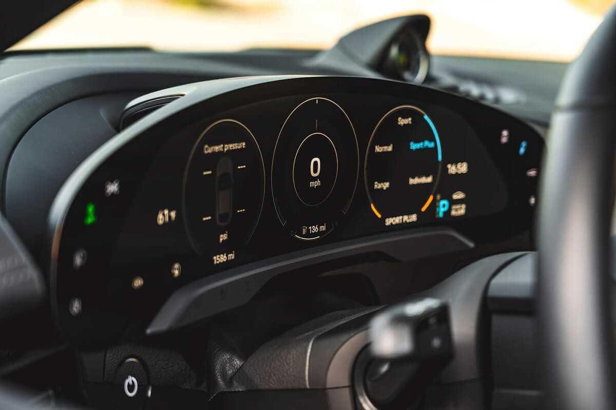 Rivian Center Touchscreen &ndash; 16 inch