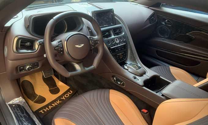 Aston Martin DB11 V8 Coupe: xe thể thao 2 cửa giá 19,8 tỷ đồng-2