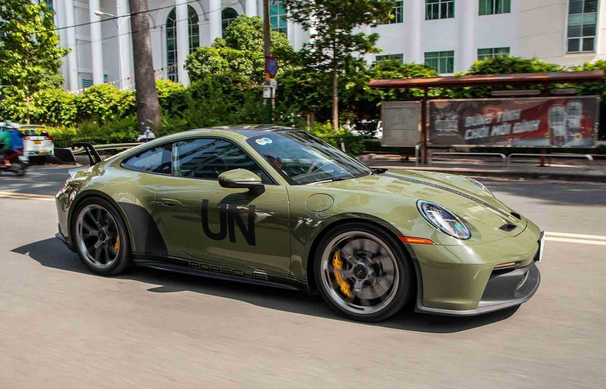 Porsche 911 GT3 2022 -11