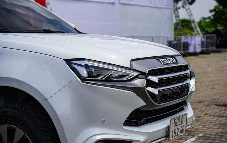 Isuzu mu-X 2022 ra mắt tại Việt Nam, giá bán từ 900 triệu đồng-4
