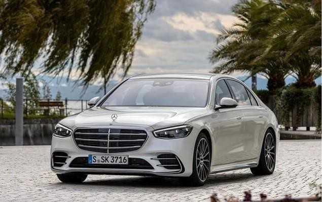 D&agrave;n sedan hạng sang cỡ lớn nổi bật tại Việt Nam-3