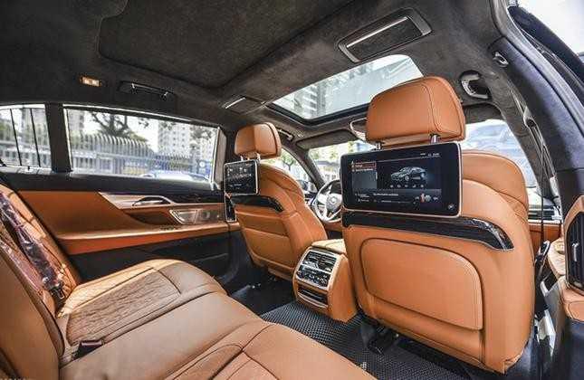 D&agrave;n sedan hạng sang cỡ lớn nổi bật tại Việt Nam-6