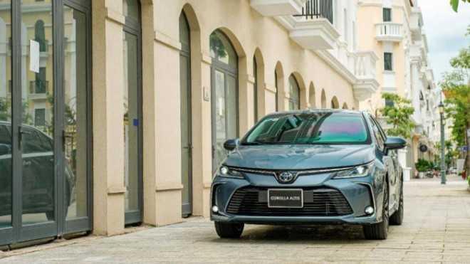 Toyota Corolla Altis