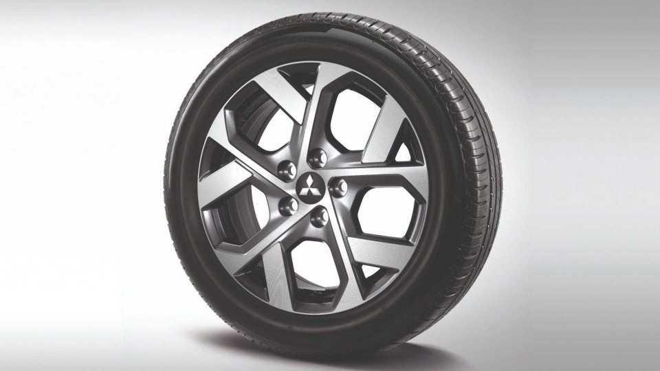 Mitsubishi Xpander Cross 2023-4