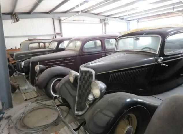 Chiêm ngưỡng bộ sưu tập 140 chiếc ô tô cổ được cất giấu 30 năm-2