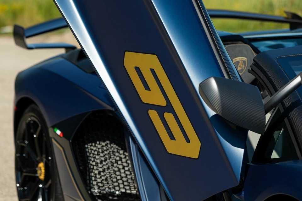 Lamborghini Aventador SVJ 63 Roadster-6