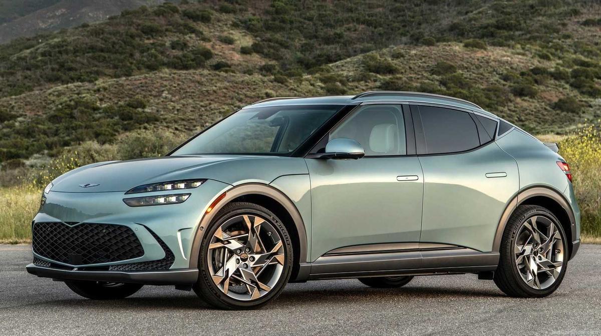 Ngắm cần số như quả cầu pha lê trên xe sang Hàn Quốc