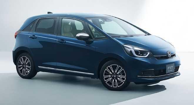 Honda Fit e:HEV-1