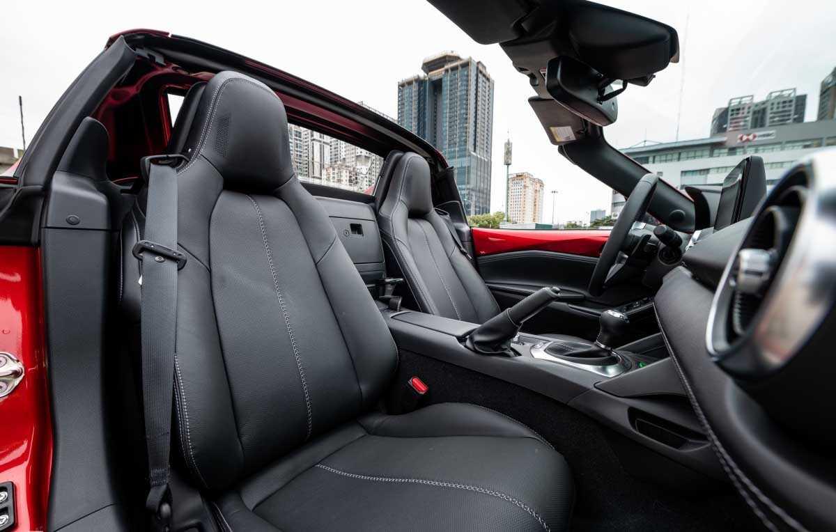 Mazda MX-5 2022-6