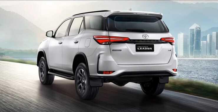 Toyota Fortuner 2023-3