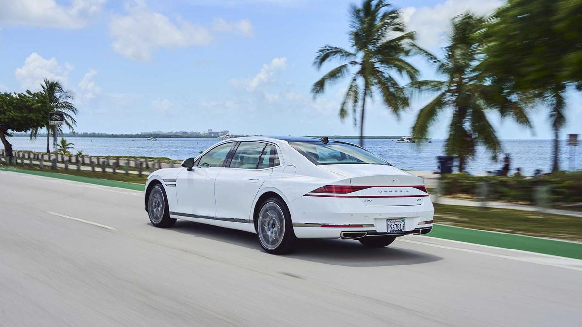 Genesis G90 2023-2