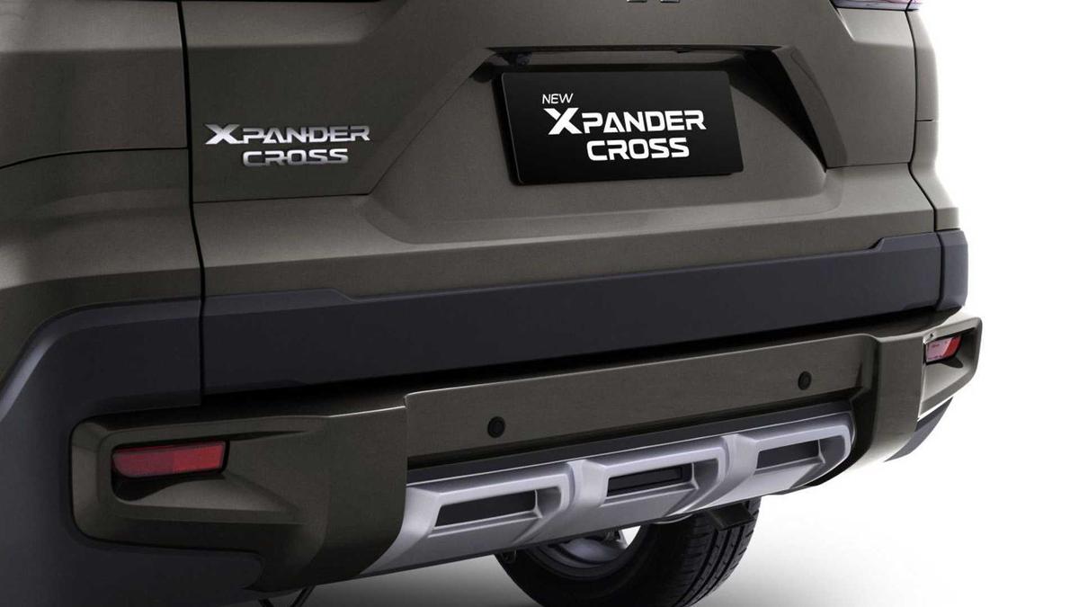 Mitsubishi Xpander Cross 2023-11