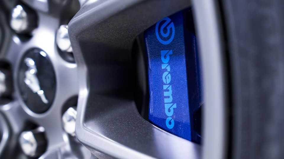 Ford Mustang Dark Horse-8