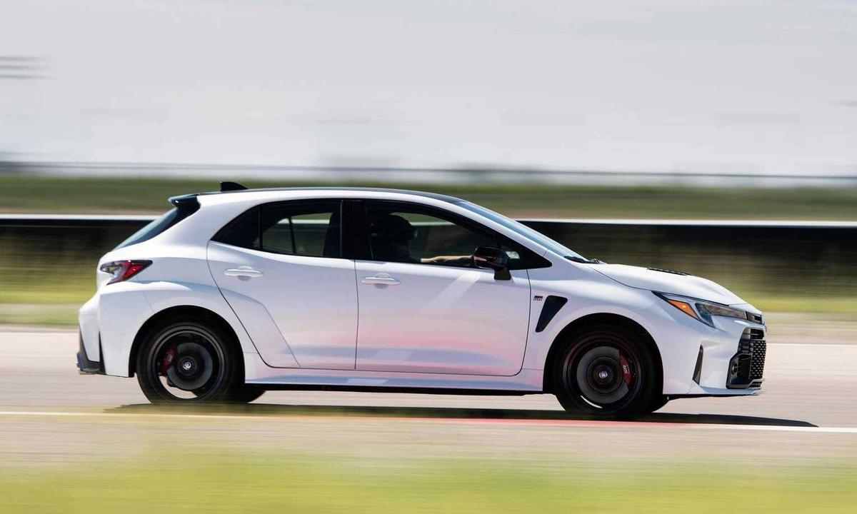 Toyota GR Corolla-3