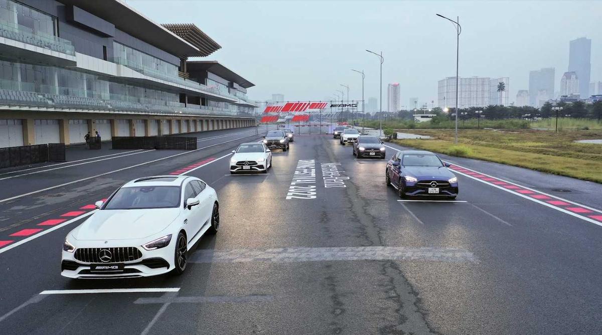  Mercedes-Benz Driving Festival 2022-1