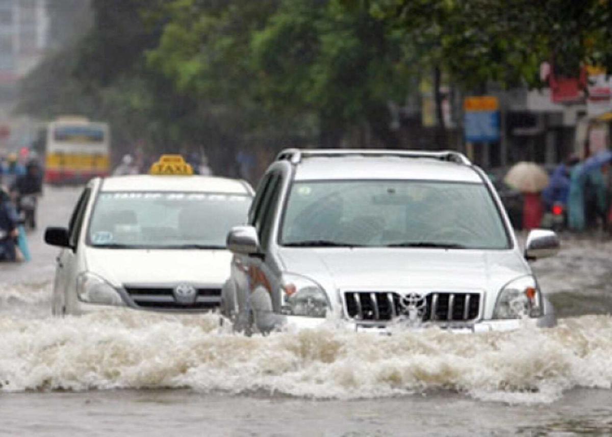 Dầu nhớt động cơ bị nhiễm nước gây ra những ảnh hưởng gì và cách khắc phục ra sao?