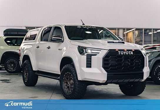 Toyota Hilux được "phù phép" thành Tundra cực ngầu