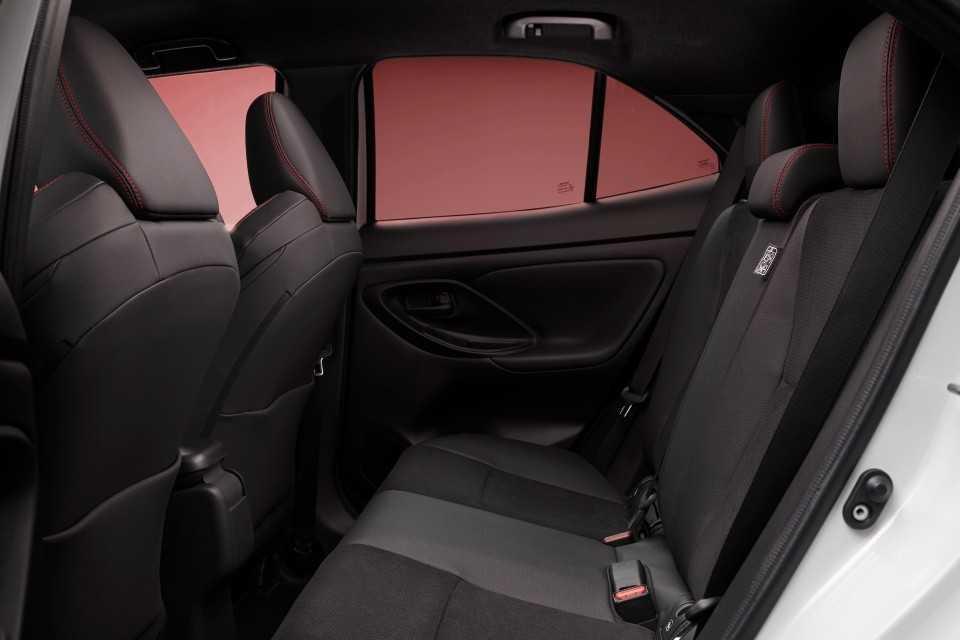 Toyota Yaris Cross GR Sport-7