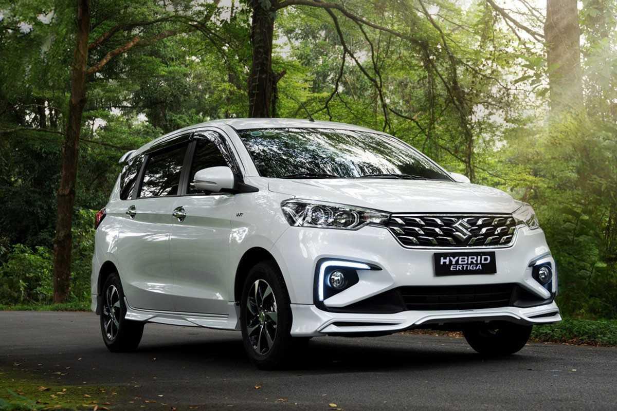 MPV 7 chỗ, mua Suzuki Ertiga Hybrid hay Toyota Veloz Cross-8