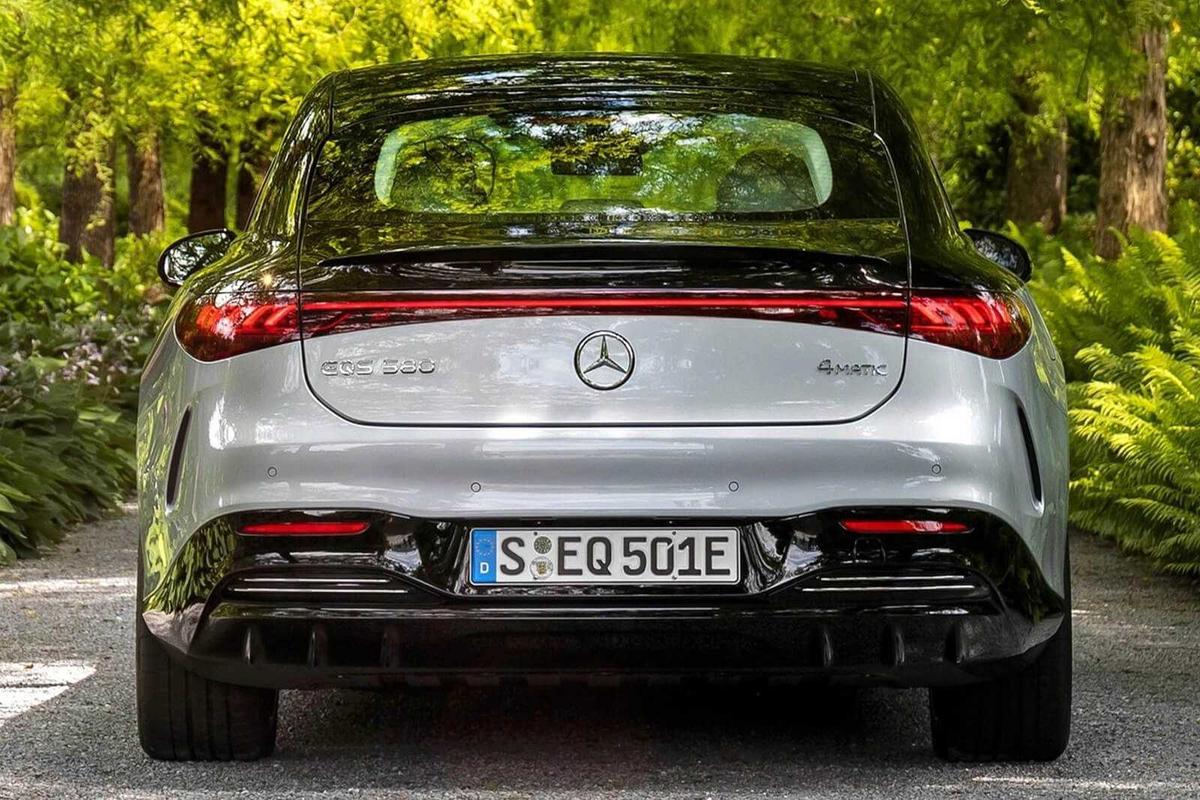 Chọn Porsche Taycan hay Mercedes-Benz EQS khi mua ô tô điện hạng sang-7