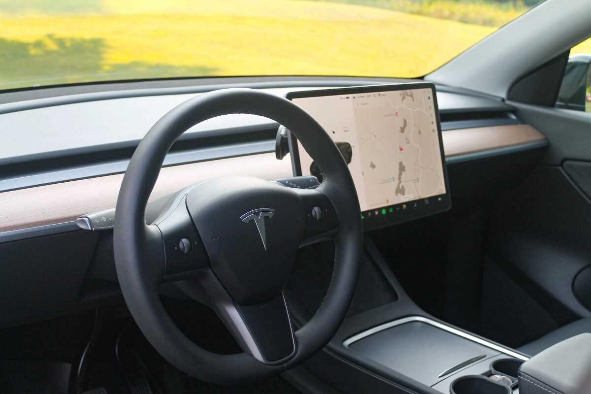 Những điều th&uacute; vị chỉ c&oacute; tr&ecirc;n c&aacute;c mẫu &ocirc; t&ocirc; điện-8