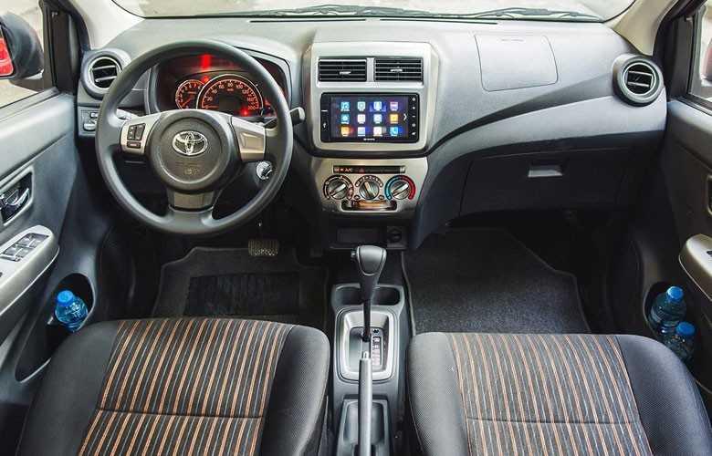 Top 10 xe ô tô giá rẻ, đẹp được ưa chuộng nhất 2022