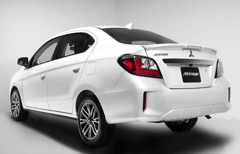 Top 10 xe ô tô giá rẻ, đẹp được ưa chuộng nhất 2022