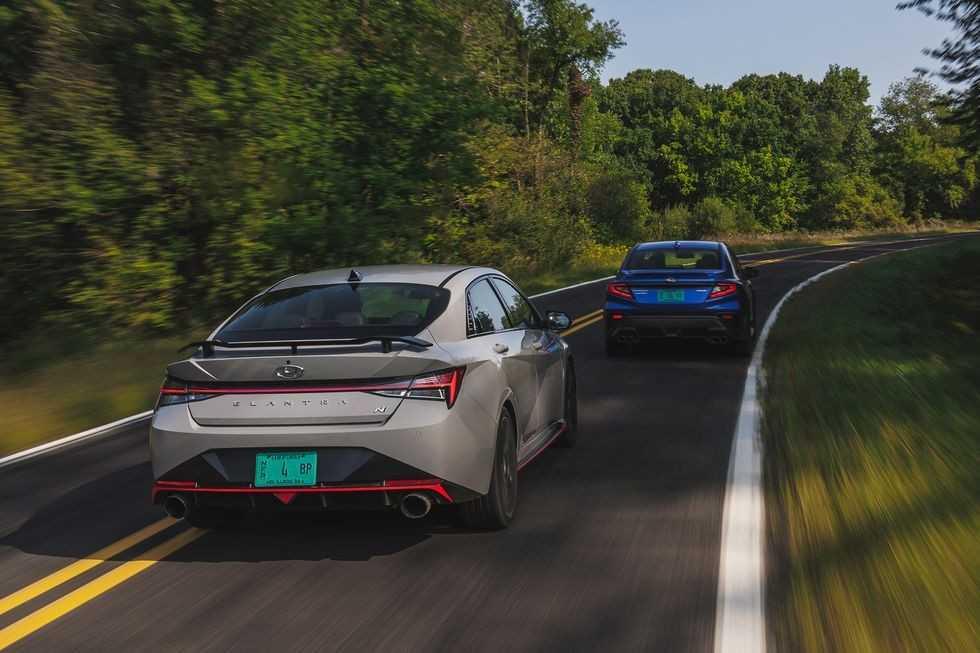Hyundai Elantra N Vs Subaru WRX Limited 2022