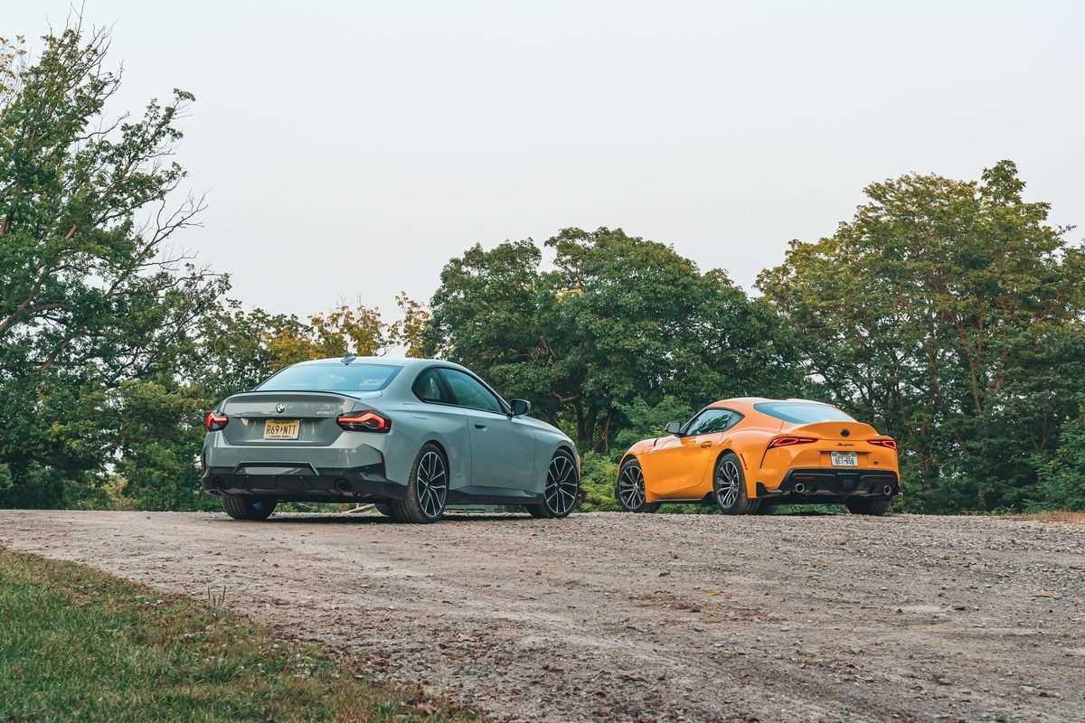 So sánh BMW 230i với Toyota GR Supra 2.0 2022