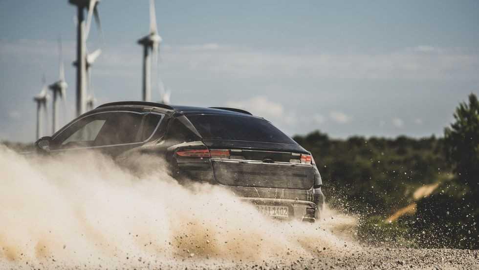 Cận cảnh Porsche Macan EV phiên bản 2024