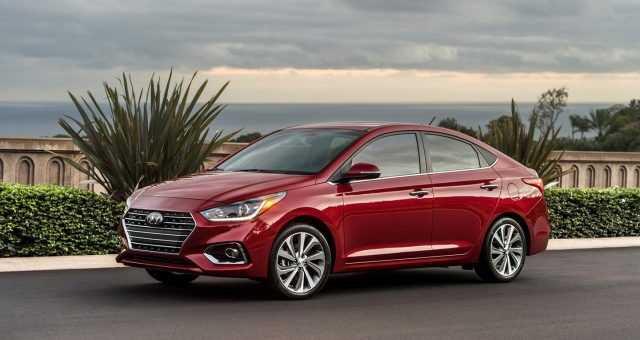 Mua Kia Cerato SMT hay Hyundai Accent 1.4 AT khi có 499 triệu?
