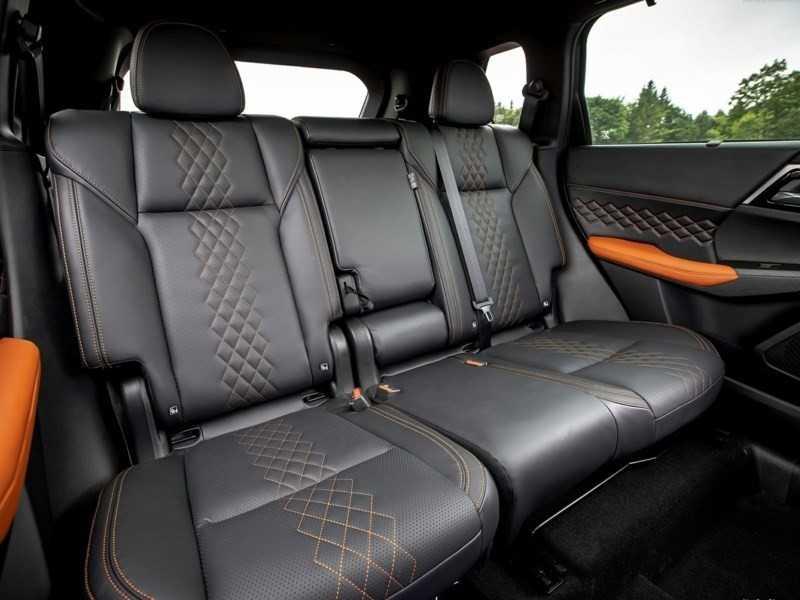 Mitsubishi Outlander 2023: giá bán, hình ảnh và thông số kỹ thuật