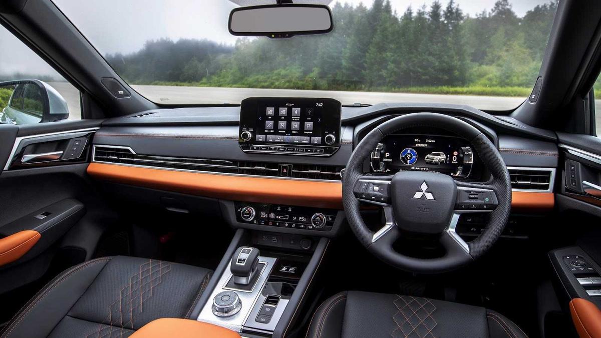 Mitsubishi Outlander 2023: giá bán, hình ảnh và thông số kỹ thuật