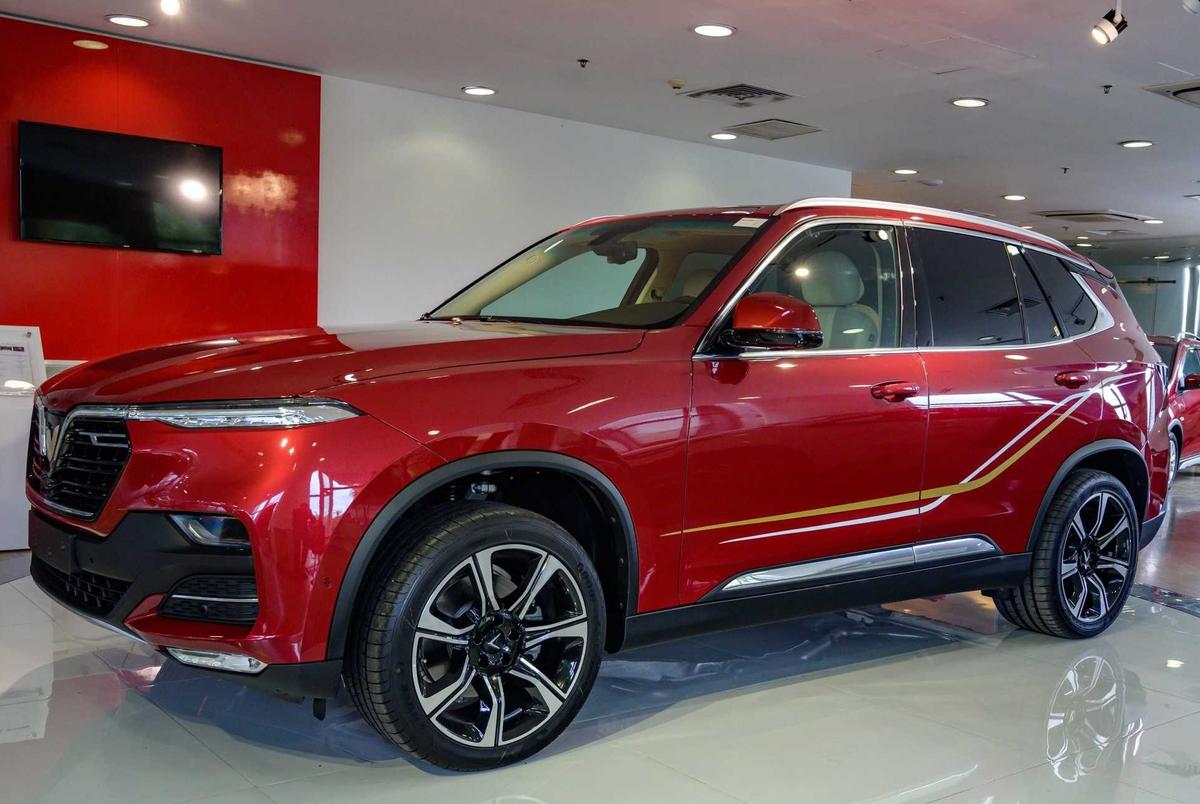 VinFast Lux SA2.0: Giá bán, Hình ảnh và đánh giá thông số 2023