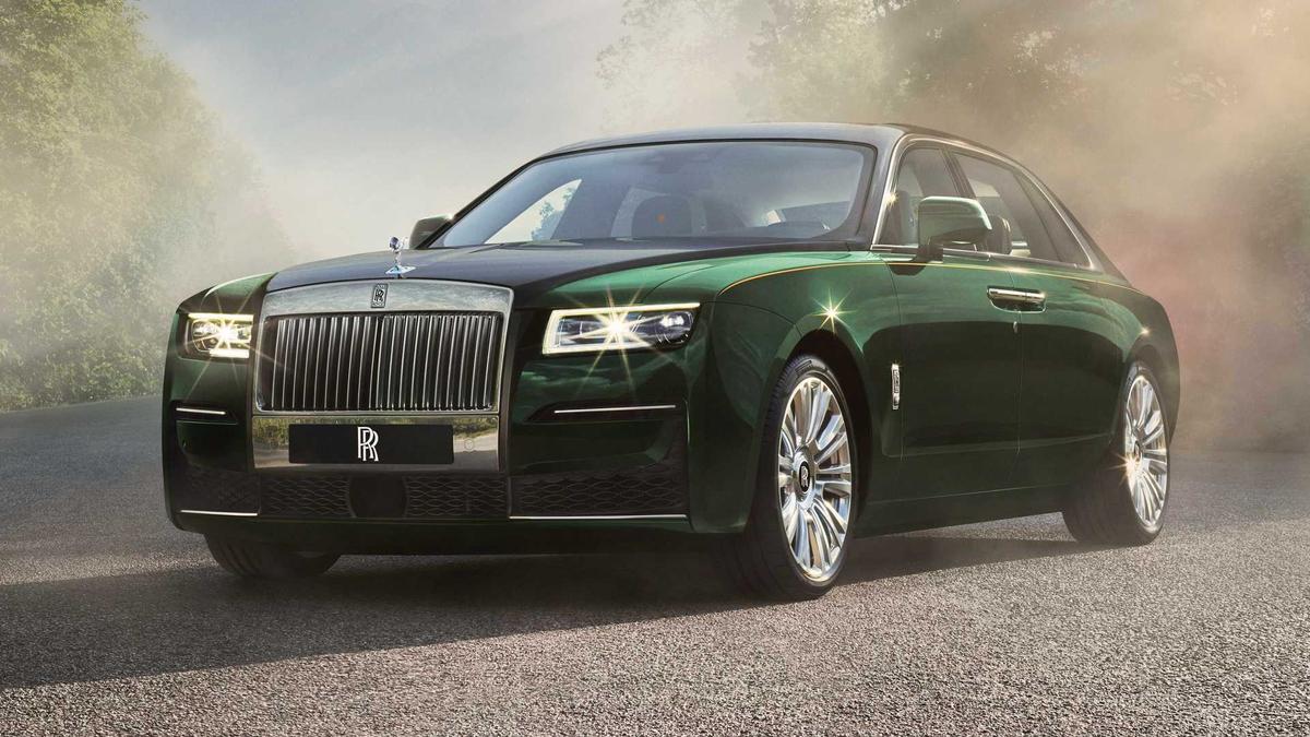 Rolls Royce Ghost EWB 2023: Giá bán, Hình ảnh & Thông số