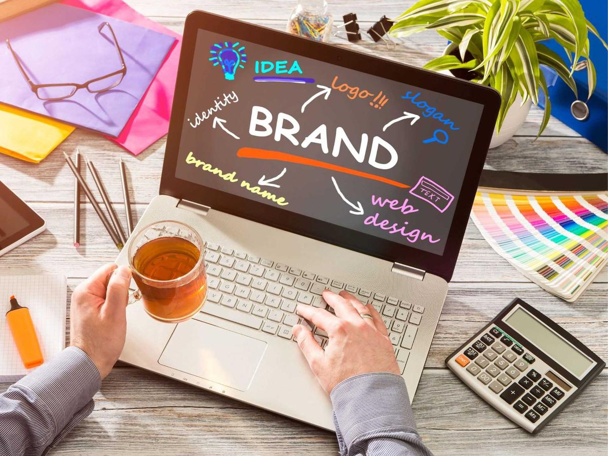 Mua xe vào năm tuổi có nên không?