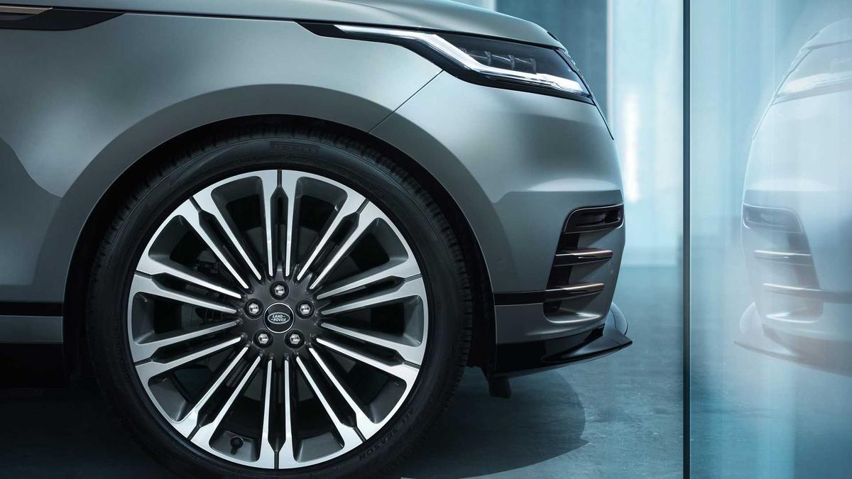Range Rover Velar 2024 mới ra mắt 