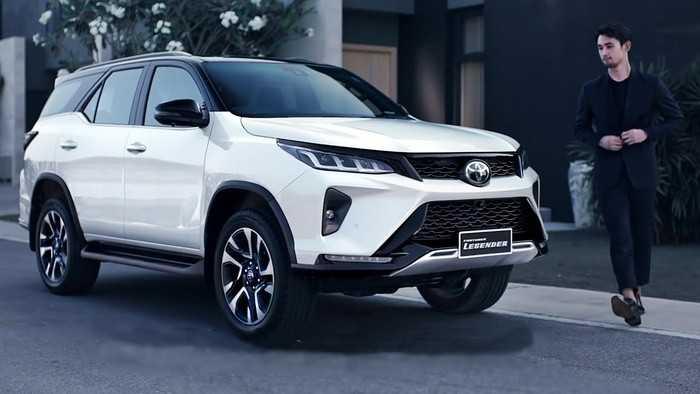 “Vua giữ giá” Fortuner Legender lỗ nặng 30% sau 2 năm lăn bánh